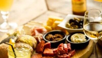 Zomerborrel20 SAMEN201120juli202020 tj70luu