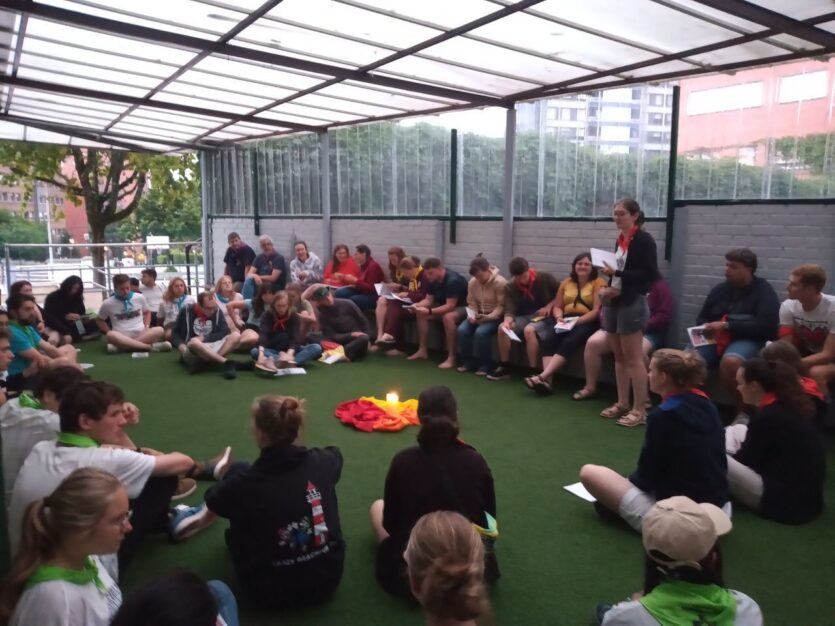 157db4c2 4237 42fe be3a 3c2634eacceb f8224bb1 6cc3 4033 9af6 a535238b374a