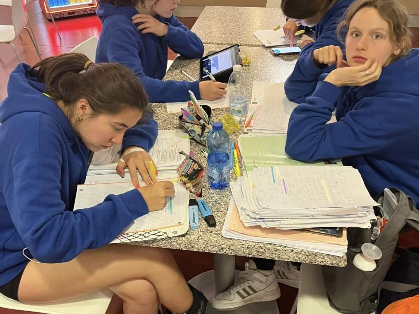 348235081 827157139057596 1780839472447720385 n