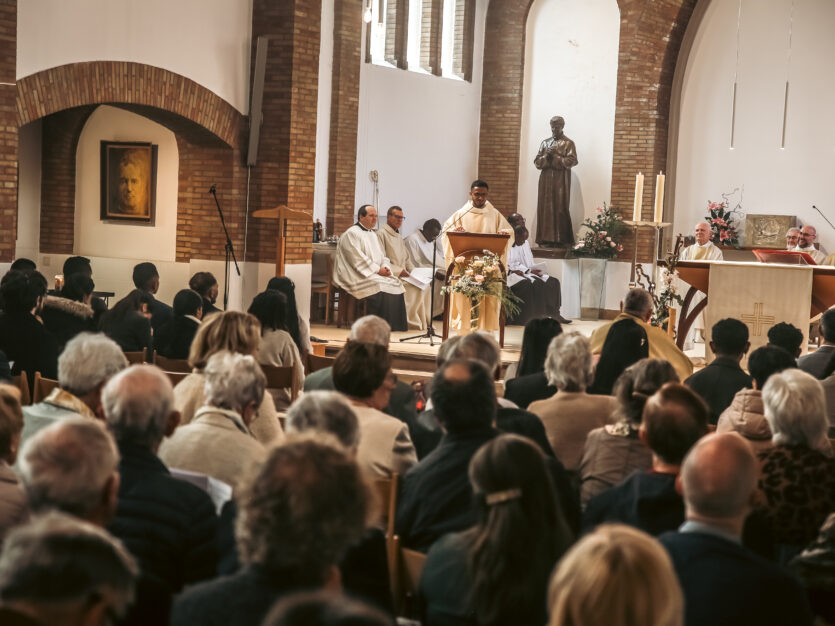 Priesterwijding Cirilo 38